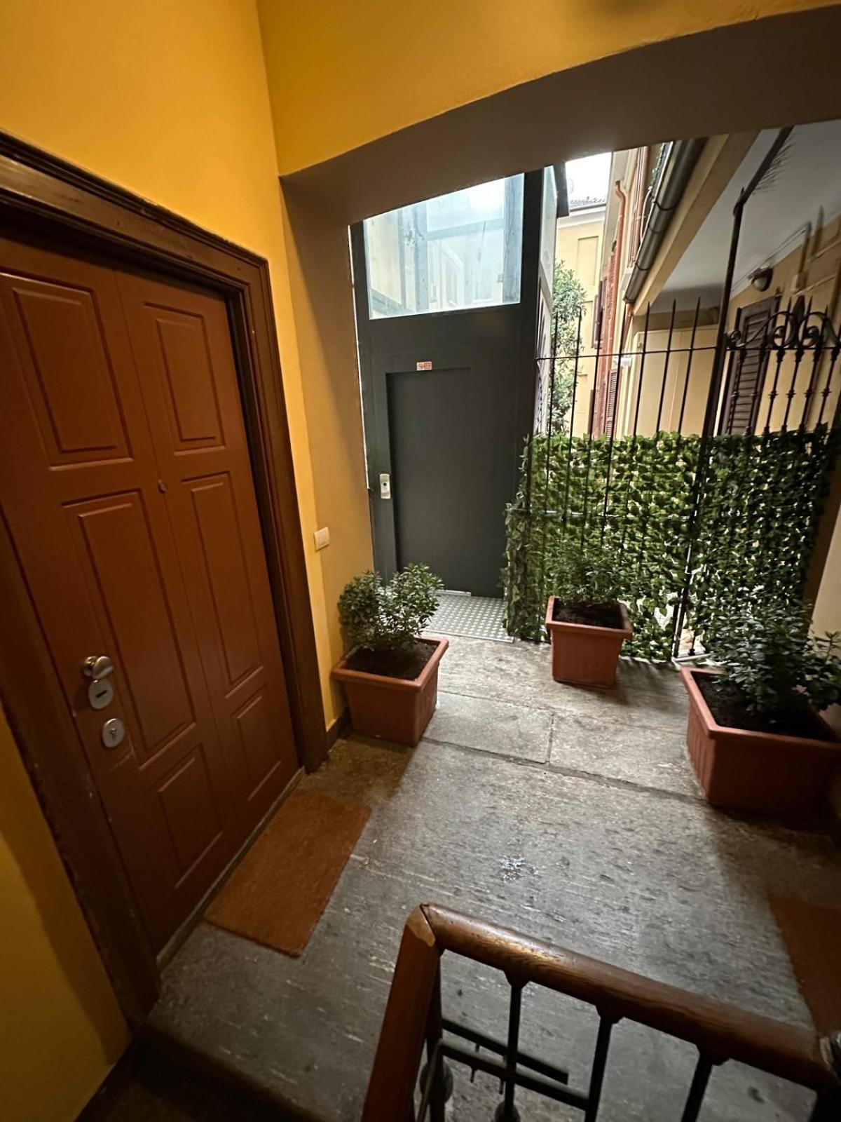 First Moon-Emme Loft Apartment Milan Exterior photo